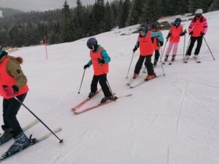6. – 8. třída na lyžařském kurzu - 23