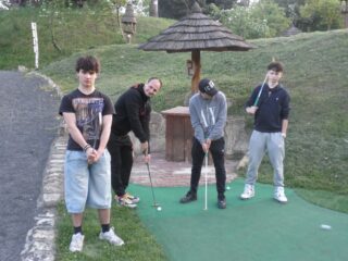 Přípravný kemp G3A a C3: učení, testy… a minigolf! - 10